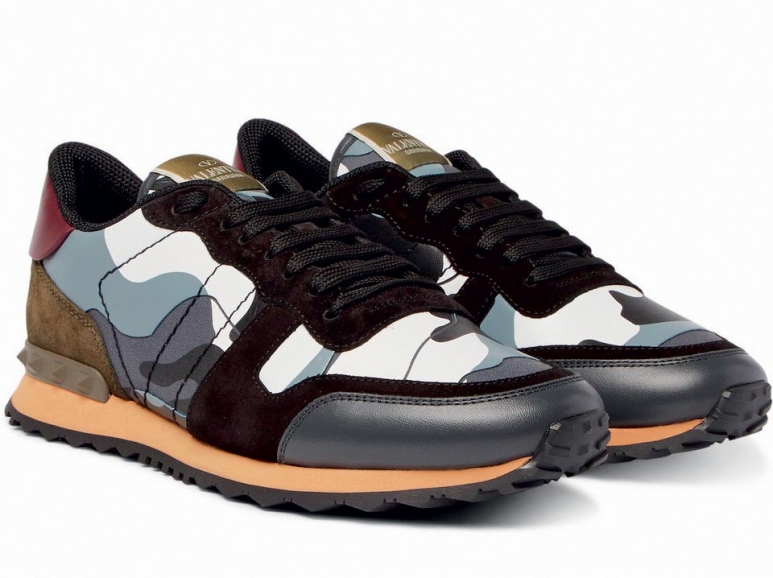 Valentino-Garavani-Rockrunner-Camouflage-Print-Canvas,-Leather-And-Suede-Sneakers2.jpg