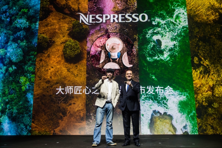 米其林三星主厨Paul Pairet 先生（左），Nespresso 大中华区总经理Alfonso Troisi 先生 （右）.jpg