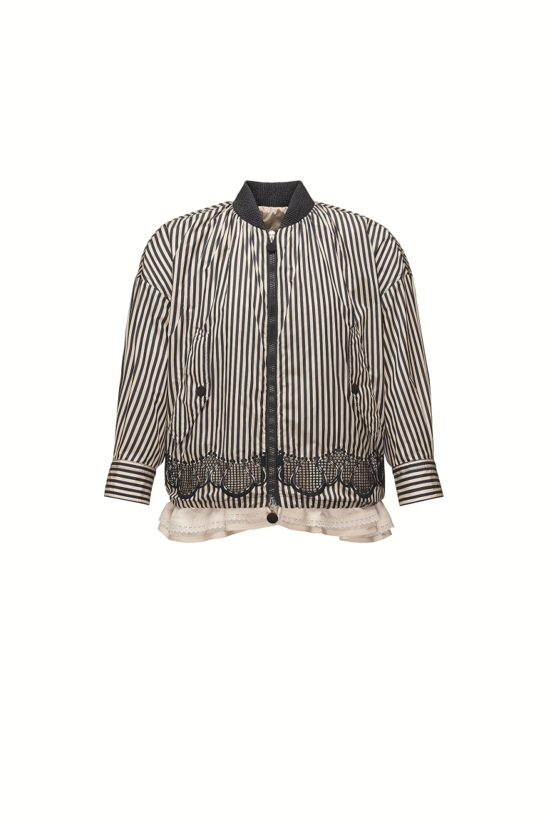 盟可睐 MONCLER 2017春夏系列-情迷普罗旺斯4.jpg