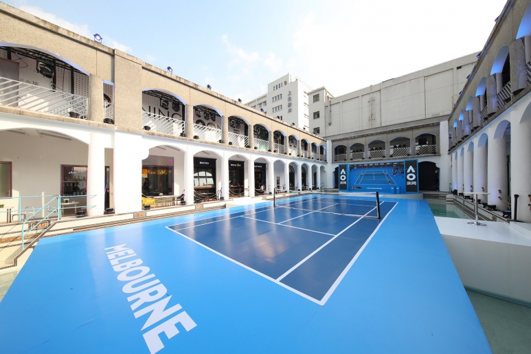 1. “直击澳网2019”活动现场的水上网球场原始比例完美复刻了澳网的中心球场——罗德·拉沃尔球场.JPG