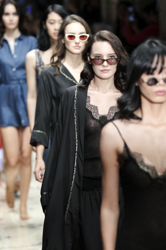 屏幕快照 2018-12-04 上午11.23.54.png